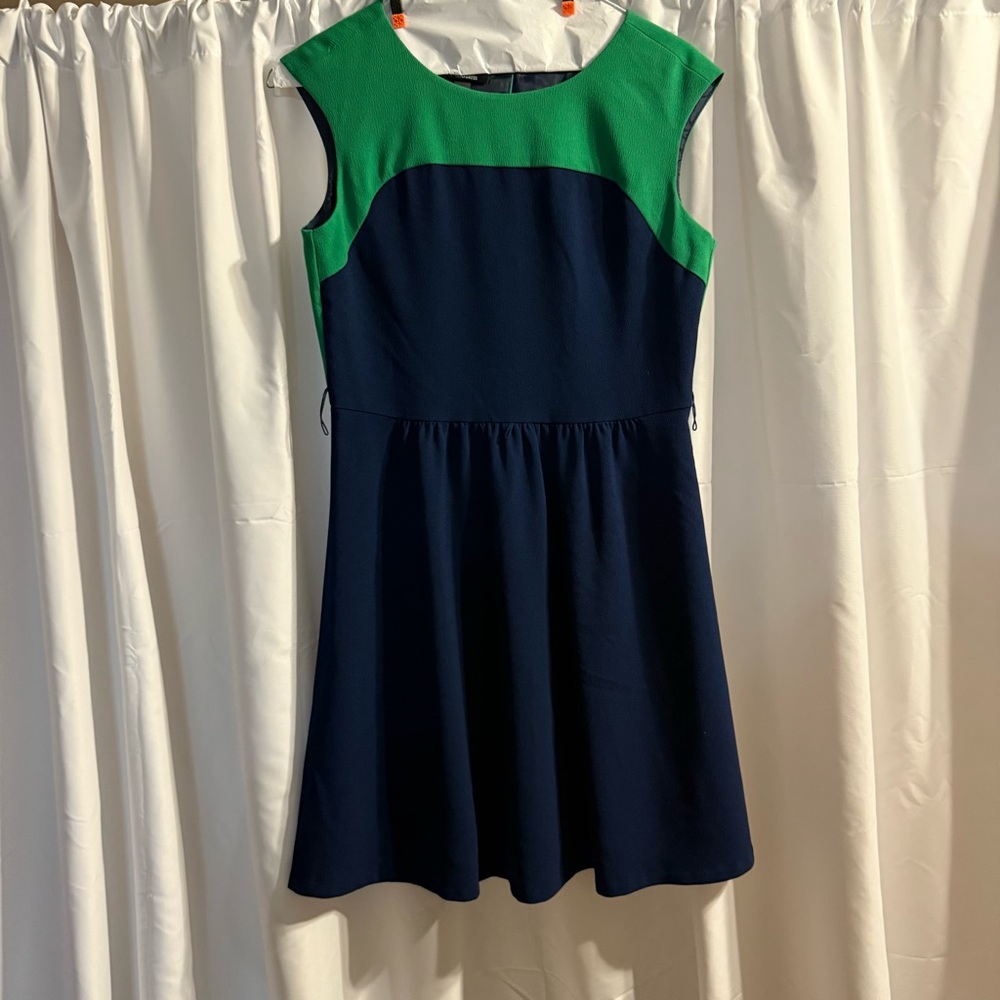 Elegant Green and Navy Women's Casual Dress - Size 12
